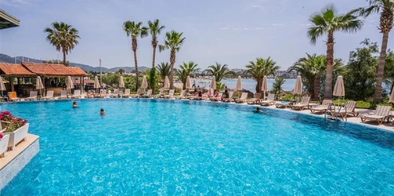 Mira Beach Resort Bodrum 3 Gece 4 Gün