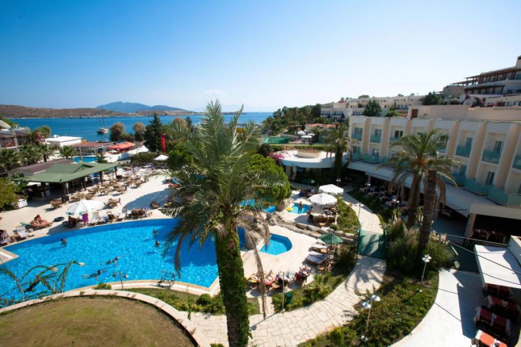 Ayaz Aqua Beach Hotel 3 Gece 4 Gün