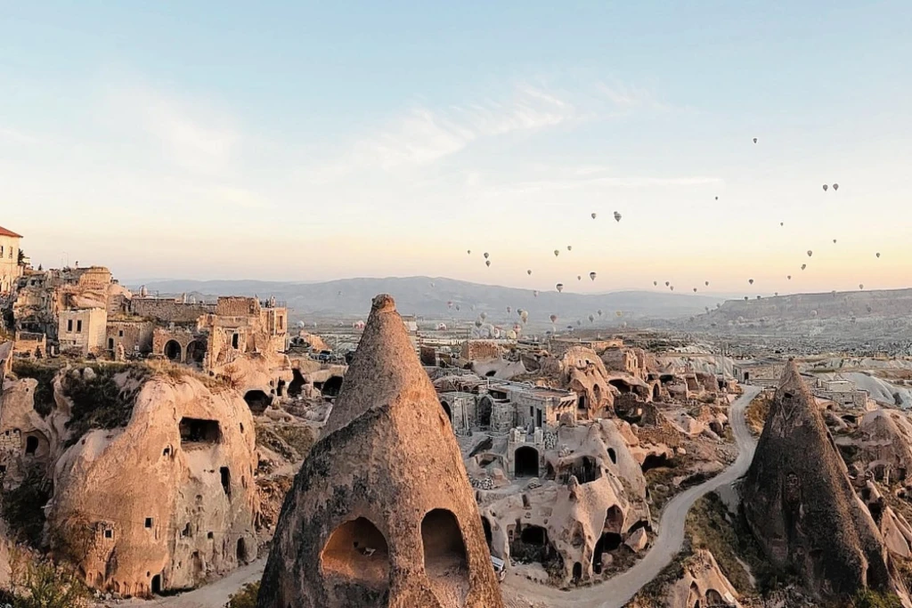 4-Day Turkey Highlights Tour: Cappadocia, Ephesus & Pamukkale