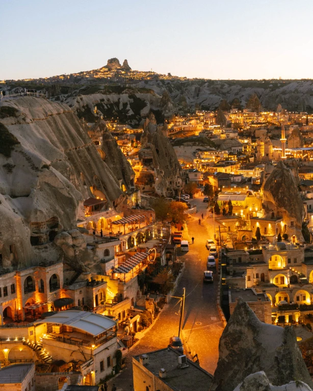 4-Day Turkey Highlights Tour: Cappadocia, Ephesus & Pamukkale