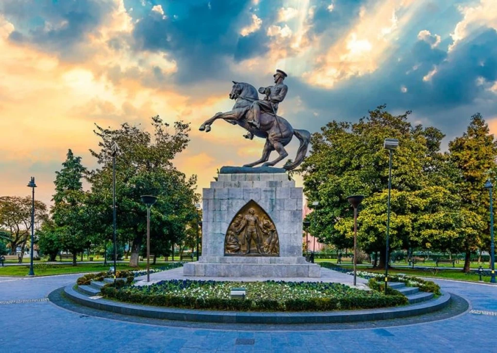 Uçaklı Karadeniz ve Batum Turu