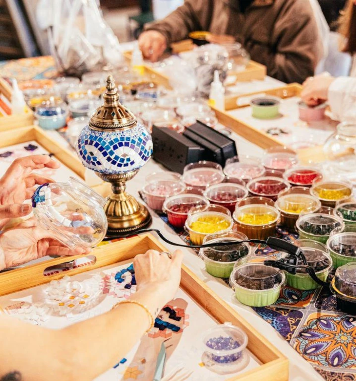 Atelier de lampe en mosaïque