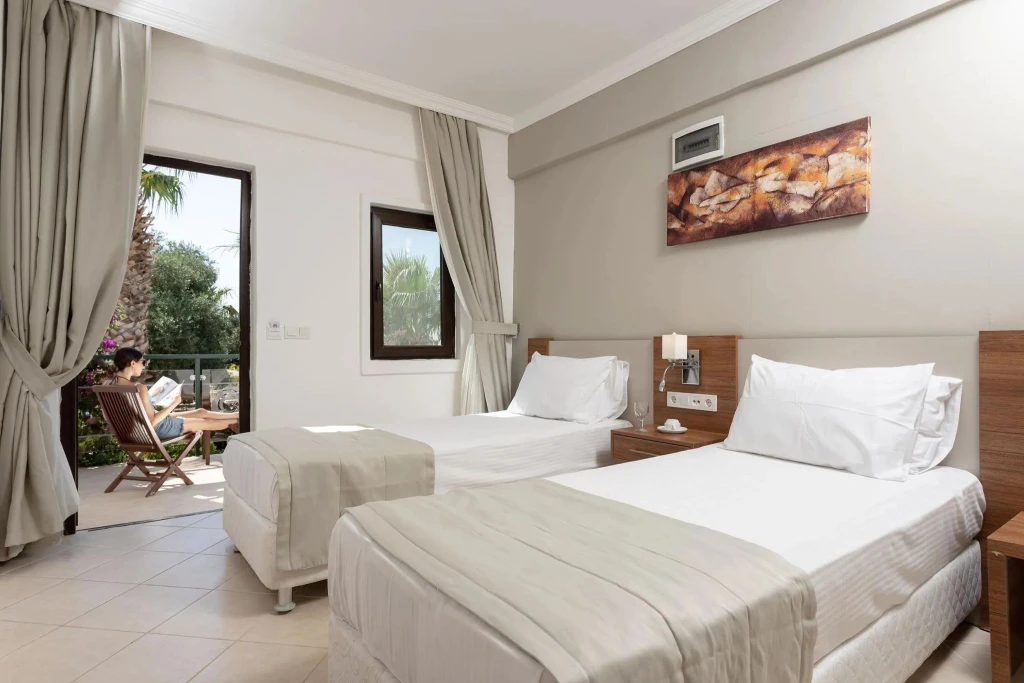 Anadolu Hotel Gümbet Bodrum | 4 Gece Konaklamalı | İstanbul , İzmit, Bursa Ve İzmir Hareketli