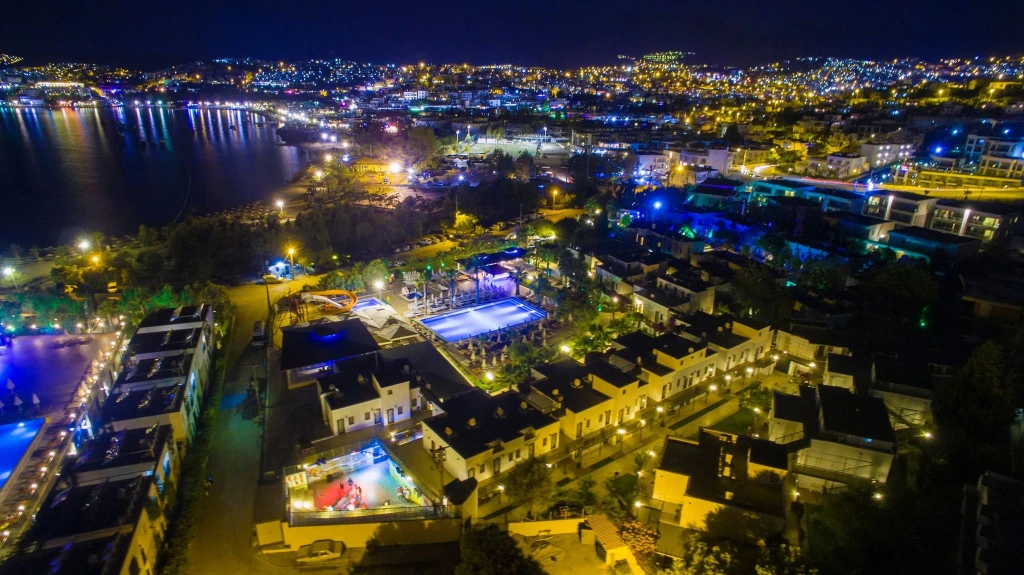 Anadolu Hotel Gümbet Bodrum | 4 Gece Konaklamalı | İstanbul , İzmit, Bursa Ve İzmir Hareketli