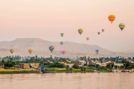 Shakira Konseri Dahil Kahire Turu Ajet Havayolları ile 3 Gece 4 Gün