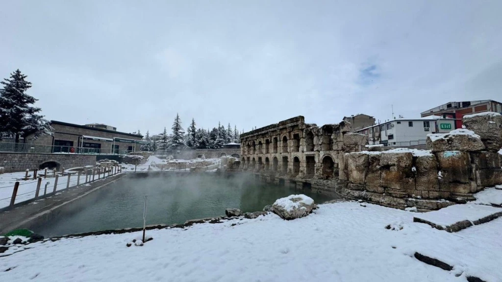 3-tägige Basilika-Thermen-Tour ab Istanbul | Entdecken Sie die römischen Bäder von Sarikaya