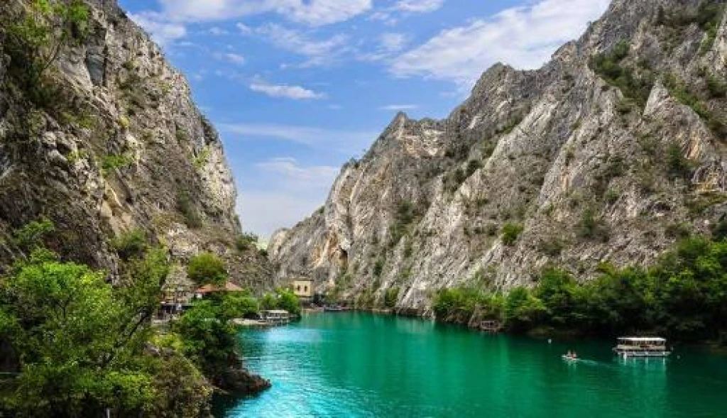 UÇAKLI VİZESİZ 7 GECE 8 GÜN BÜYÜK BALKAN TURU