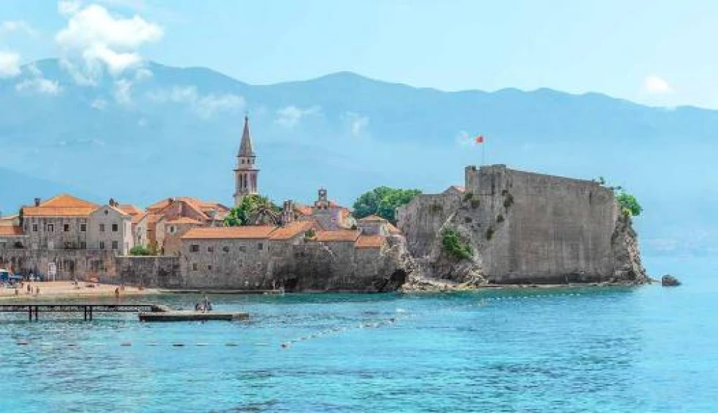UÇAKLI VİZESİZ 7 GECE 8 GÜN BÜYÜK BALKAN TURU