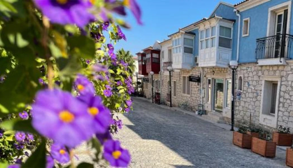 İzmir Turu | Efes - Şirince - Kuş Adası - Cunda - Ayvalık - Meryem Ana | 1 Gece Otel Konaklamalı 