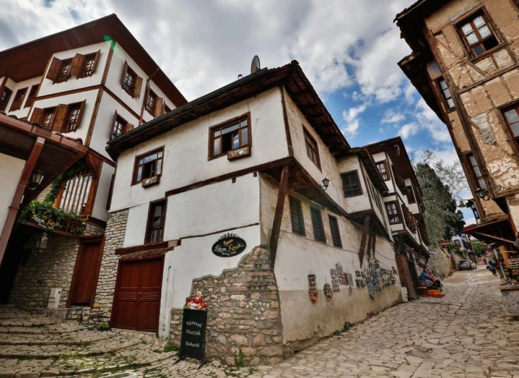 Kastamonu Kanyonlar Safranbolu Zonguldak Turu | 1 Gece Konaklamalı