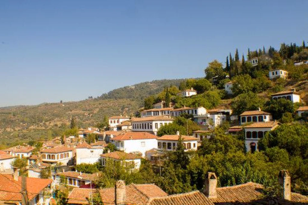 Kuşadası Çeşme Ayvalık Turu / 2 Gece Otel Konaklamalı 