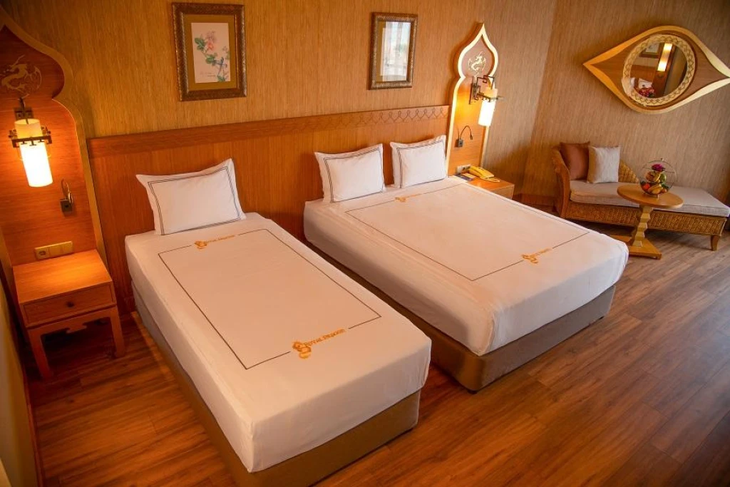 Royal Dragon Hotel