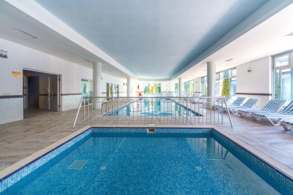 Lonicera World Hotel