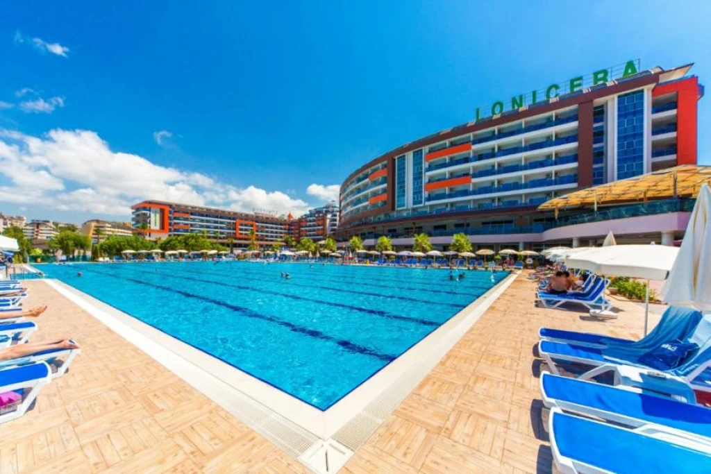 Lonicera Resort & Spa Hotel