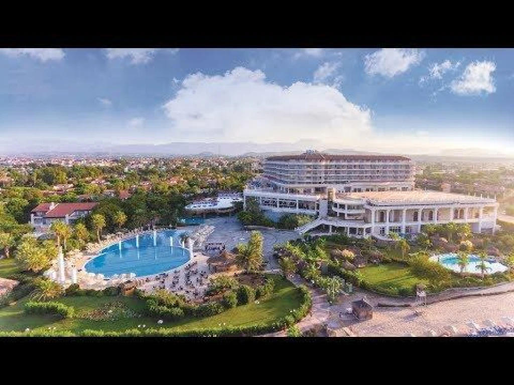 Starlight Resort Hotel