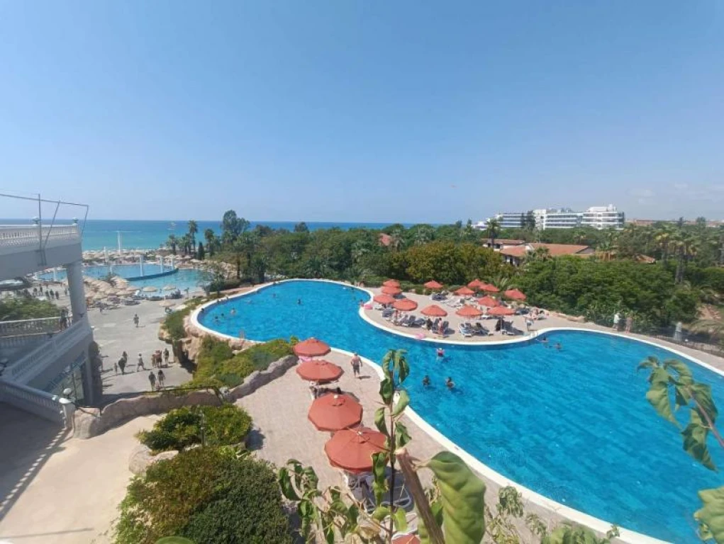 Starlight Resort Hotel