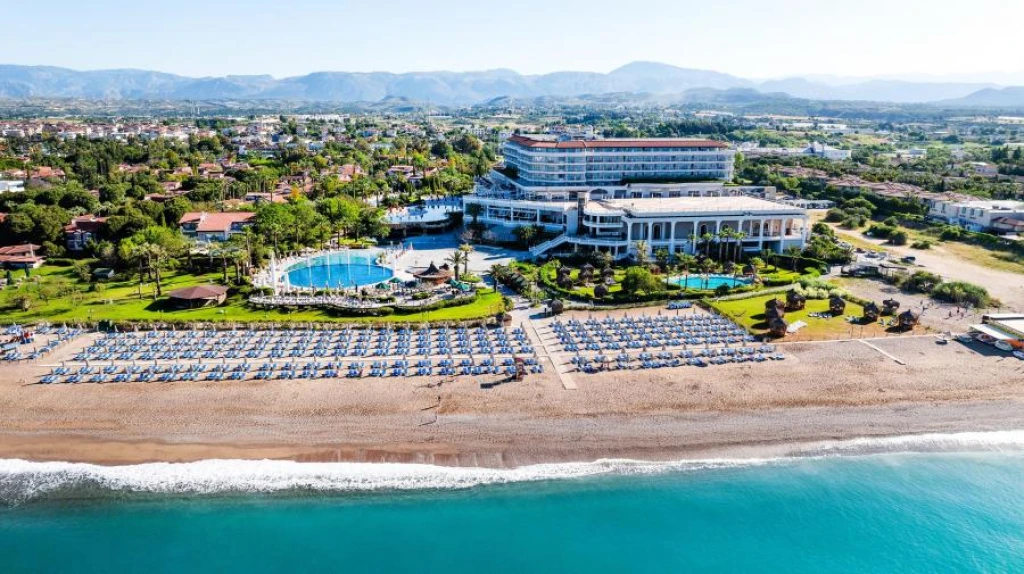 Starlight Resort Hotel