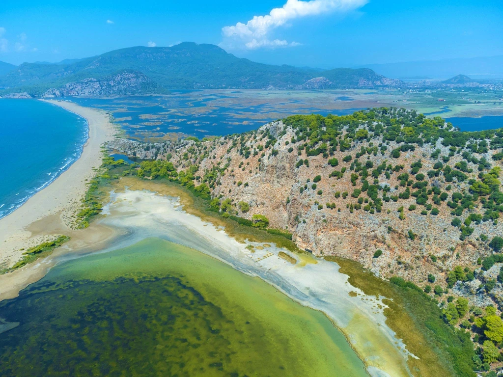 Excursie de 4 zile la orașul antic Kaunos și escapadă pe mare în Dalyan din Istanbul cu avionul