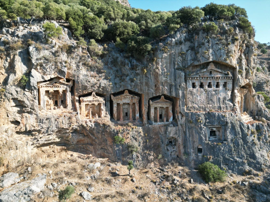Excursie de 4 zile la orașul antic Kaunos și escapadă pe mare în Dalyan din Istanbul cu avionul