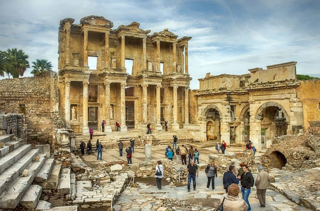 Éfeso Turquía | Guía Completa de la Antigua Ciudad Romana