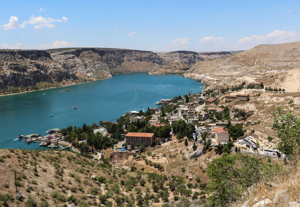 2 Days Halfeti Black Rose Tour from Istanbul by Air