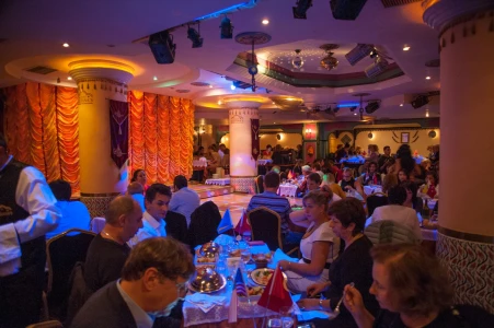 Dîner Spectacle Sultana’s – Mille et Une Nuits