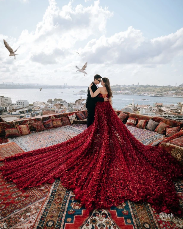 Séance Shooting Exclusive en Robe Volante – Rooftop & Studio Lumineux