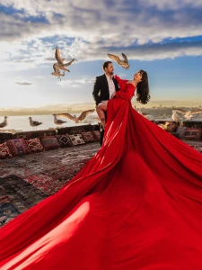 Séance Shooting Exclusive en Robe Volante – Rooftop & Studio Lumineux