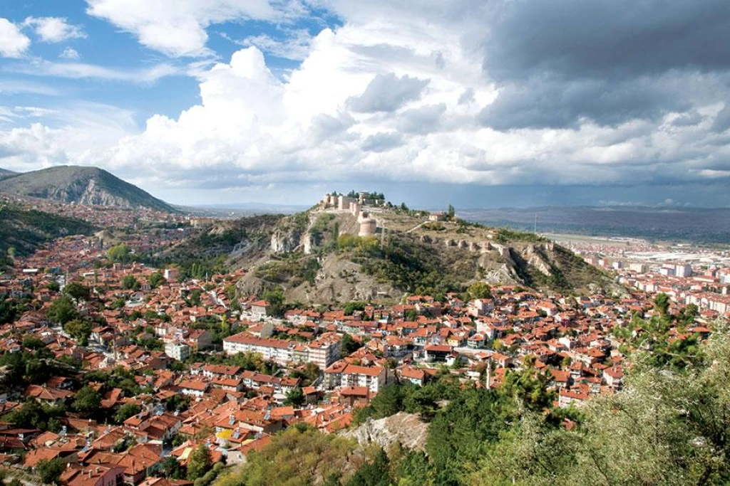 Turul de descoperire al Băilor Romane din Aizanoi și al Frigiei Antice din Istanbul cu avionul