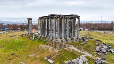 Turul de descoperire al Băilor Romane din Aizanoi și al Frigiei Antice din Istanbul cu avionul