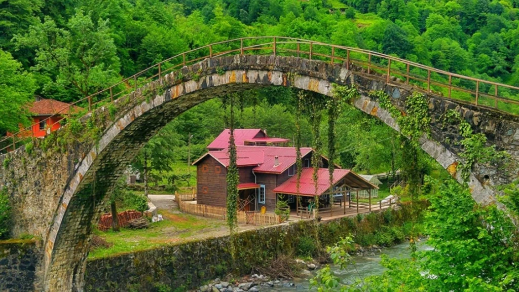 Karadeniz Yaylalar ve Batum Turu / 3 Gece Otel Konaklamalı / İstanbul Çıkışlı