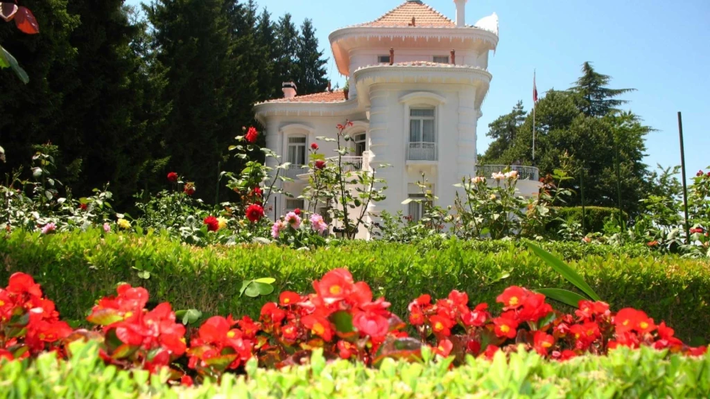 Karadeniz Yaylalar ve Batum Turu / 4 Gece Otel Konaklamalı / İstanbul Çıkışlı