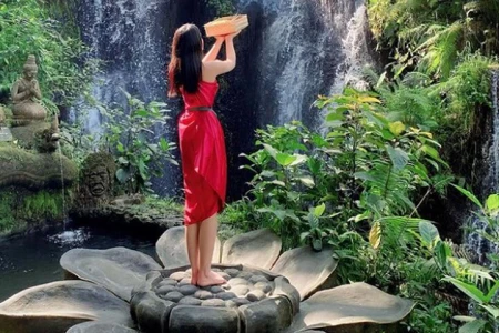 Melukat Holy Water Purification Ritual Full-Day Tour 1