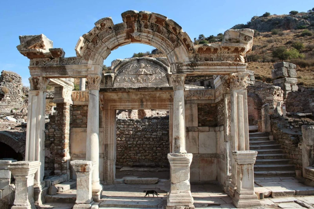 SMALL GROUP EPHESUS TOUR FOR CRUISE GUESTS