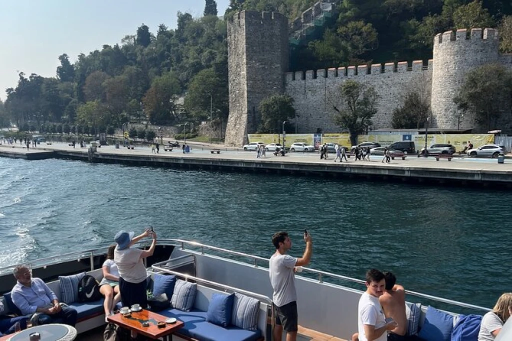 Croisière de l'Après-midi avec Déjeuner