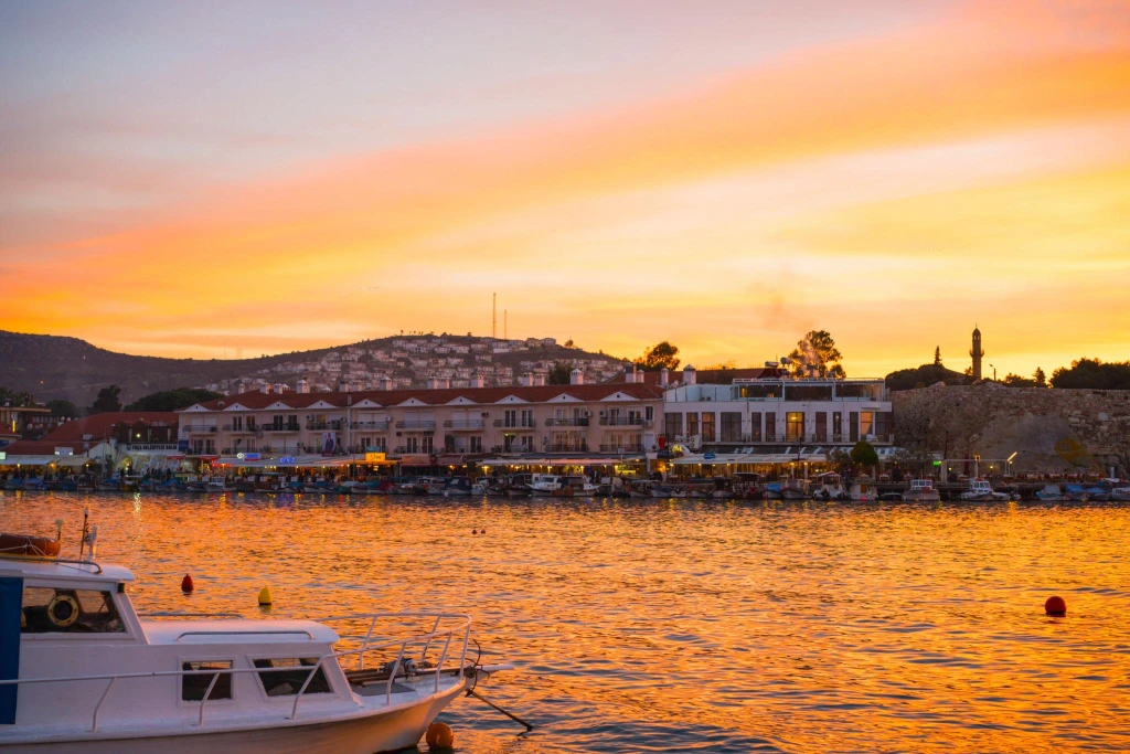 5 Days Foca & Urla Tour from Istanbul | Discover the Aegean Coast