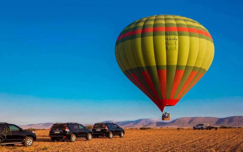 'Dubai Hot Air Balloon Tour – Standard & Magical | Sunrise in the Desert'