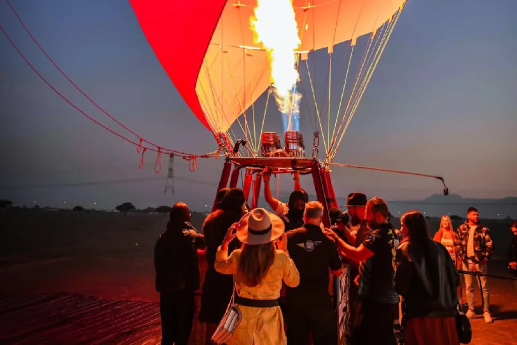 'Dubai Hot Air Balloon Tour – Standard & Magical | Sunrise in the Desert'