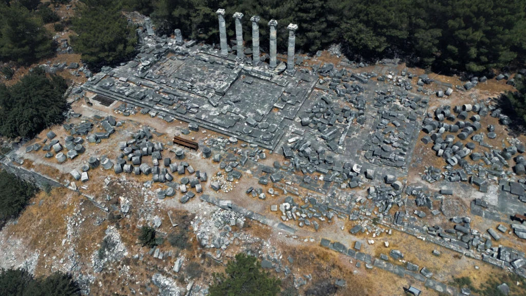 3-Day Aegean Ancient Cities Tour from Istanbul | Priene, Miletus & Didyma Temple of Apollo