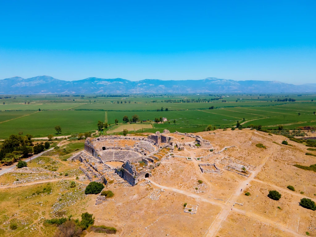 3-Day Aegean Ancient Cities Tour from Istanbul | Priene, Miletus & Didyma Temple of Apollo