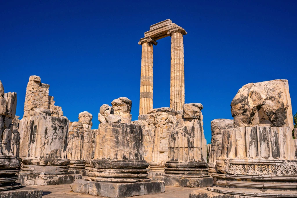 3-Day Aegean Ancient Cities Tour from Istanbul | Priene, Miletus & Didyma Temple of Apollo