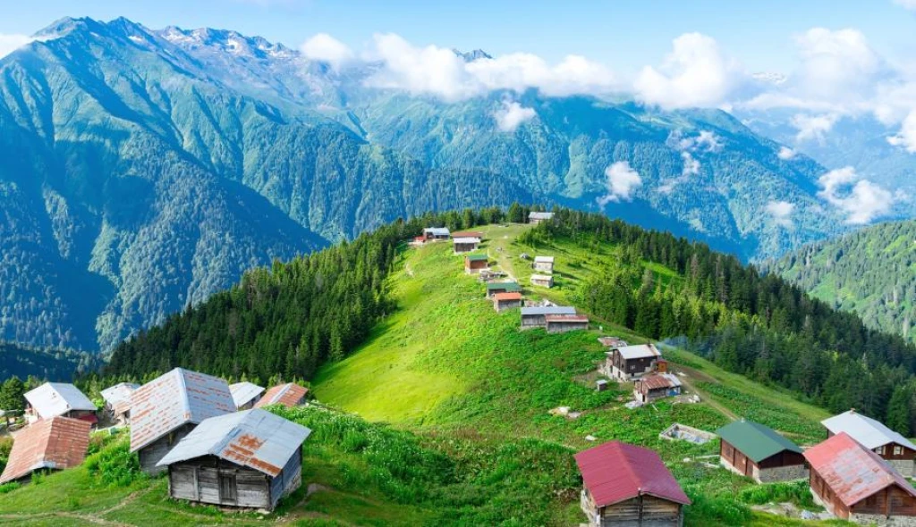 Uçaklı Doğu Karadeniz Batum Tiflis Kars Erzurum Turu (5 Gece Otel Konaklamalı)
