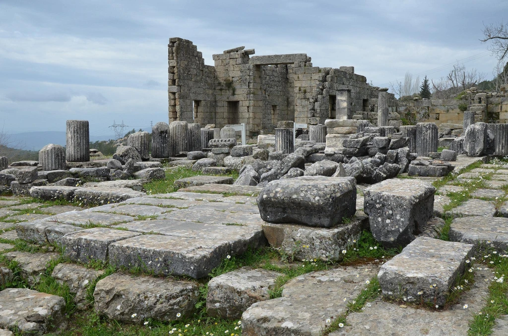 5-Hari Jelajah Warisan Caria dari Istanbul: Alinda, Alabanda, Labraunda & Kusadasi