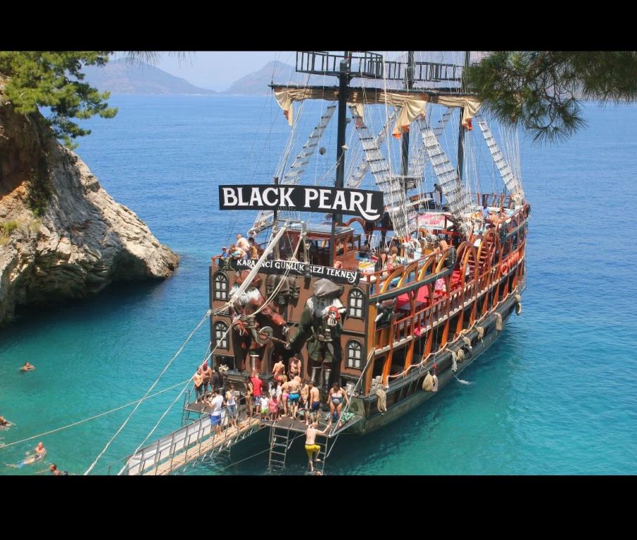 Ölüdeniz Boat Tour Pirate Ship Chic️