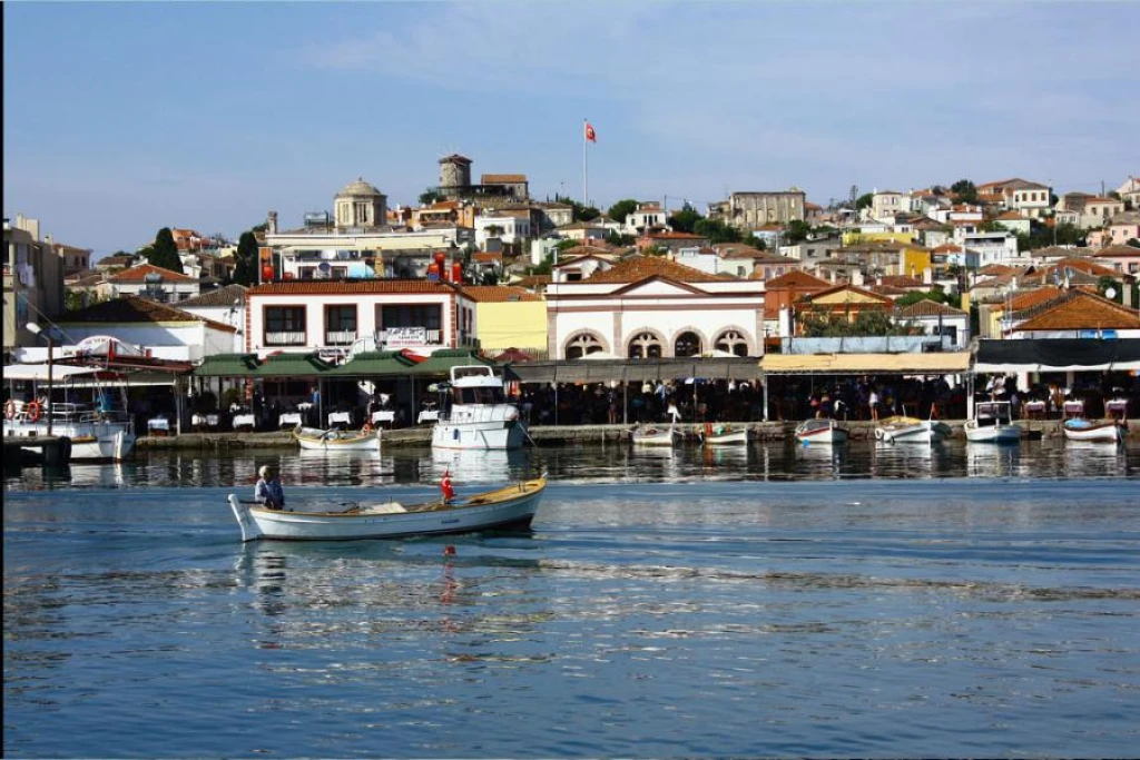 BOZCAADA-ASSOS ANTİK KENT-AYVALIK-ŞEYTAN SOFRASI-AYVALIK TEKNE TURU(TÜM GÜN KOYLARDA YÜZME MOLALI)-CUNDA ADASI TURU