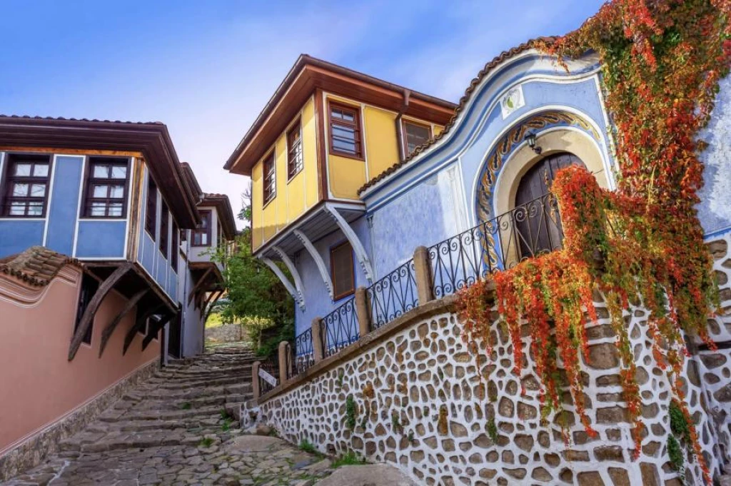 Bulgaristan Sofya–Plovdiv Turu | Lüks Otobüsle Her Cuma Çıkışlı