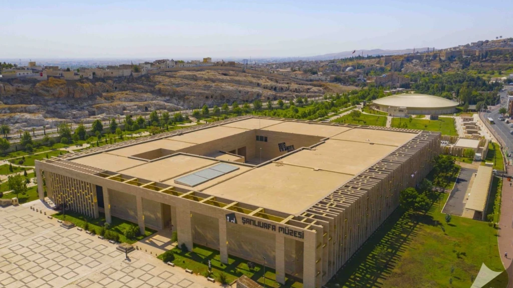 Uçaklı Şanlıurfa Lezzet Turu / 1 Gece Otel Konaklamalı / İstanbul Çıkışlı