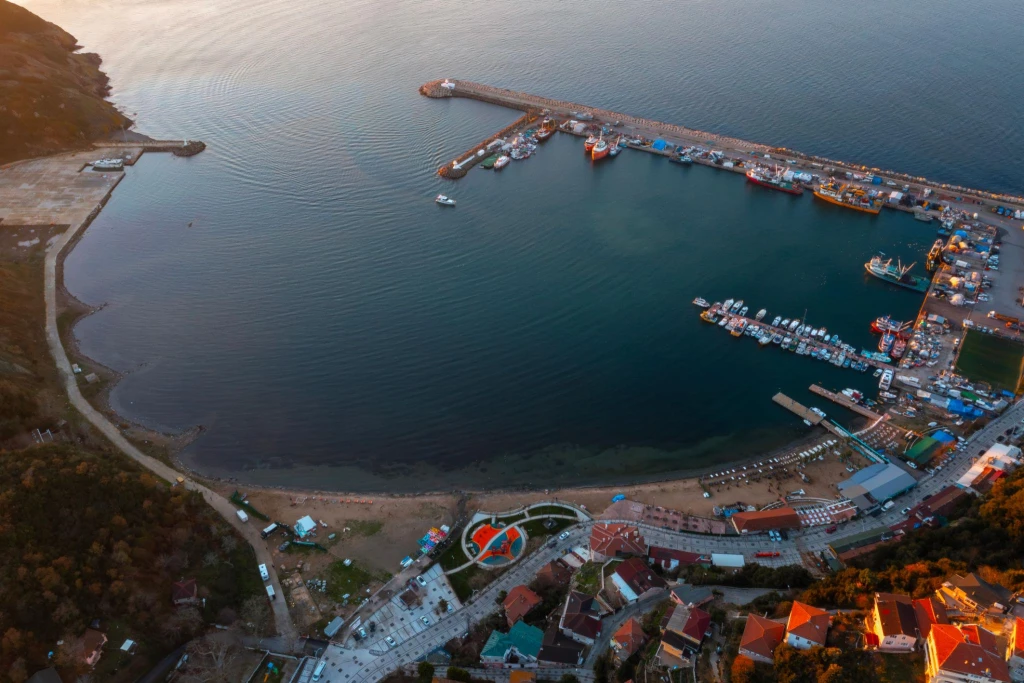 Escapada al atardecer de Poyrazköy: experiencia privada en la hora dorada del Bósforo y el mar Negro