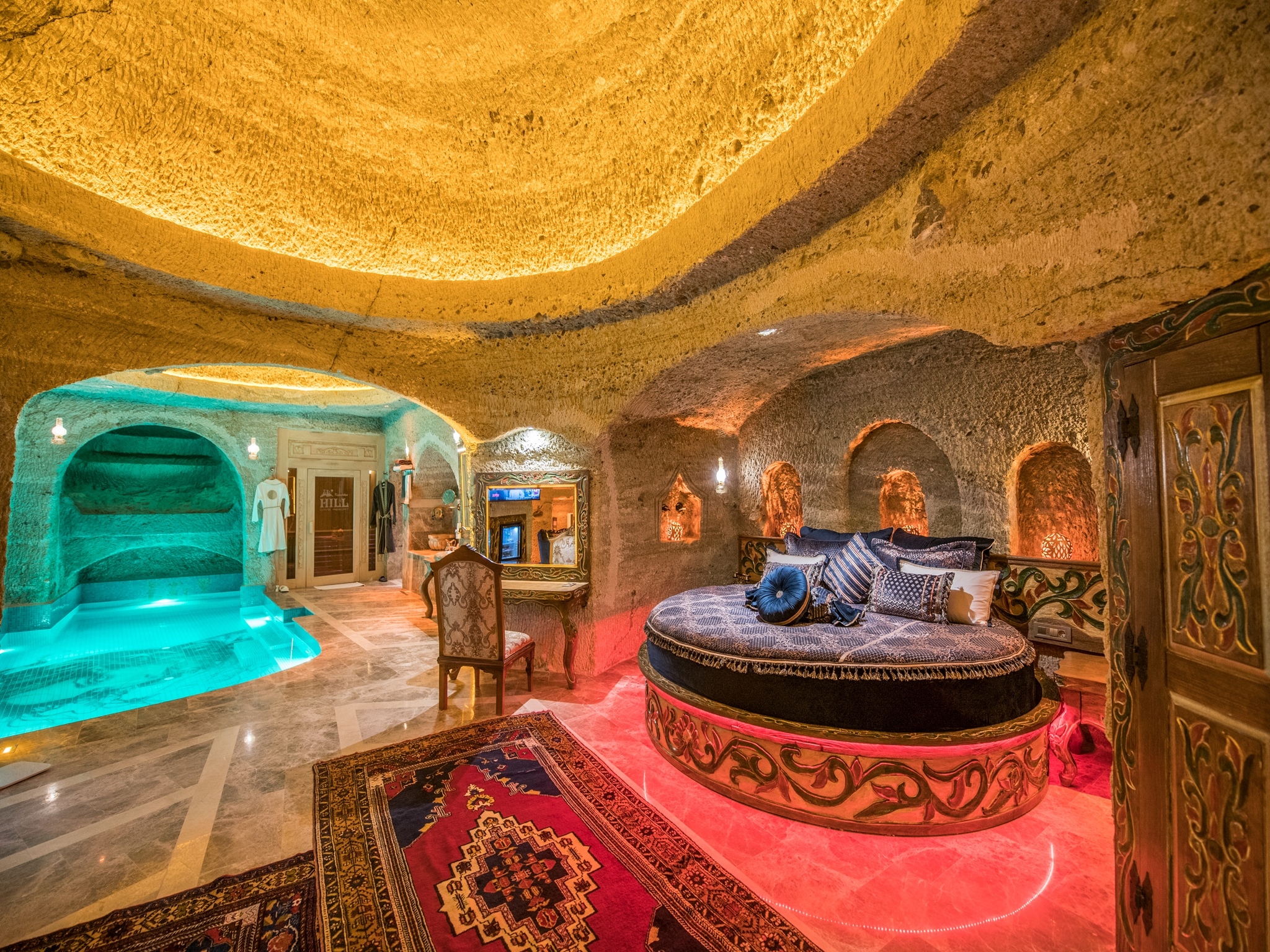 Cappadocia Honeymoon Tour: Love in the Sky