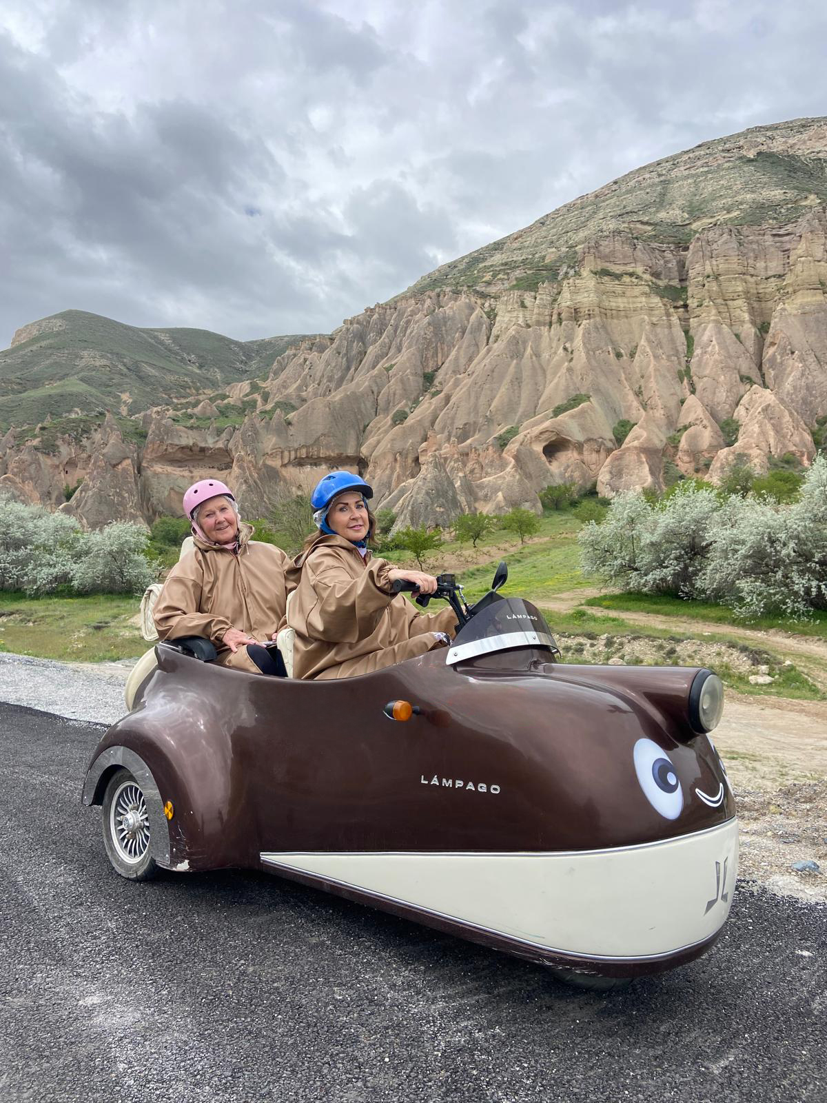 Cappadocia: Vintage Trike Bike Sunset Tour Experience